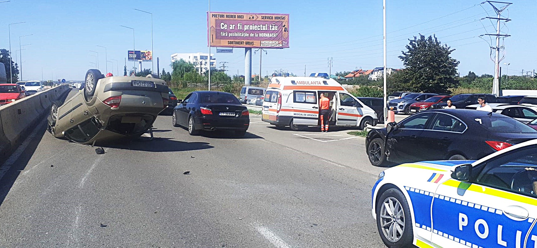 Accident rutier între Palazu și Ovidiu, cu o mașină răsturnată