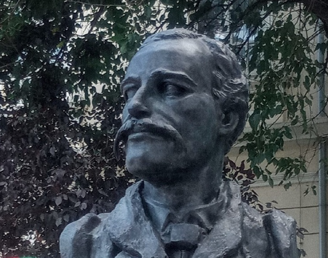 TULCEA: Ceremonia de inaugurare a noii plăci explicative din piatră de la bustul personalităţii bulgare Gheorghi Rakovski