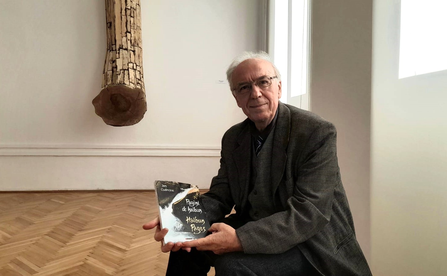 AUDIO | „Pagini de haibun”, o carte în care scriitorul Ion Codrescu ne-a dăruit, prin grafică și proză poetică, tot ce poate avea mai bun