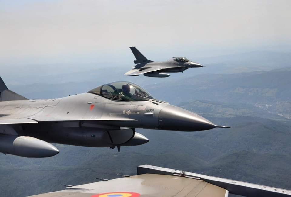 MApN: Țintă aeriană de mici dimensiuni, depistată de radar deasupra Mării Negre