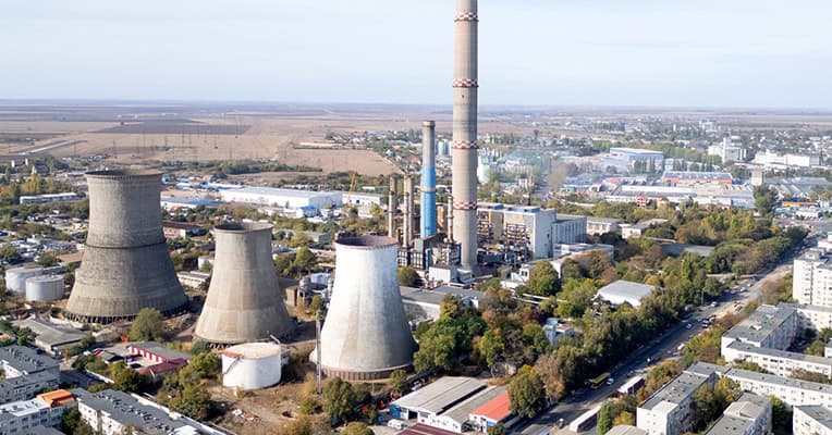 CONSTANȚA: Pegătirea instalațiilor CET Palas pentru sezonul rece lasă orașul fără apă caldă două zile