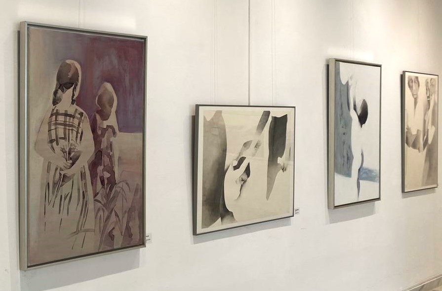 CONSTANȚA: Expoziția „TRANSLUCID”, pe simezele Muzeului de Artă