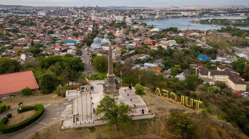 TULCEA: Primăria pierde 3 milioane de lei prin anularea dobânzilor și penalităților aferente obligațiilor bugetare restante