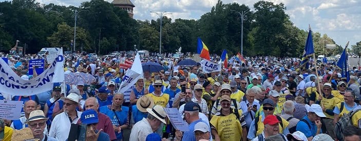 De Ziua Armatei, protest al pensionarilor militari, nemulțumiți de inechitățile din sistemul de pensii