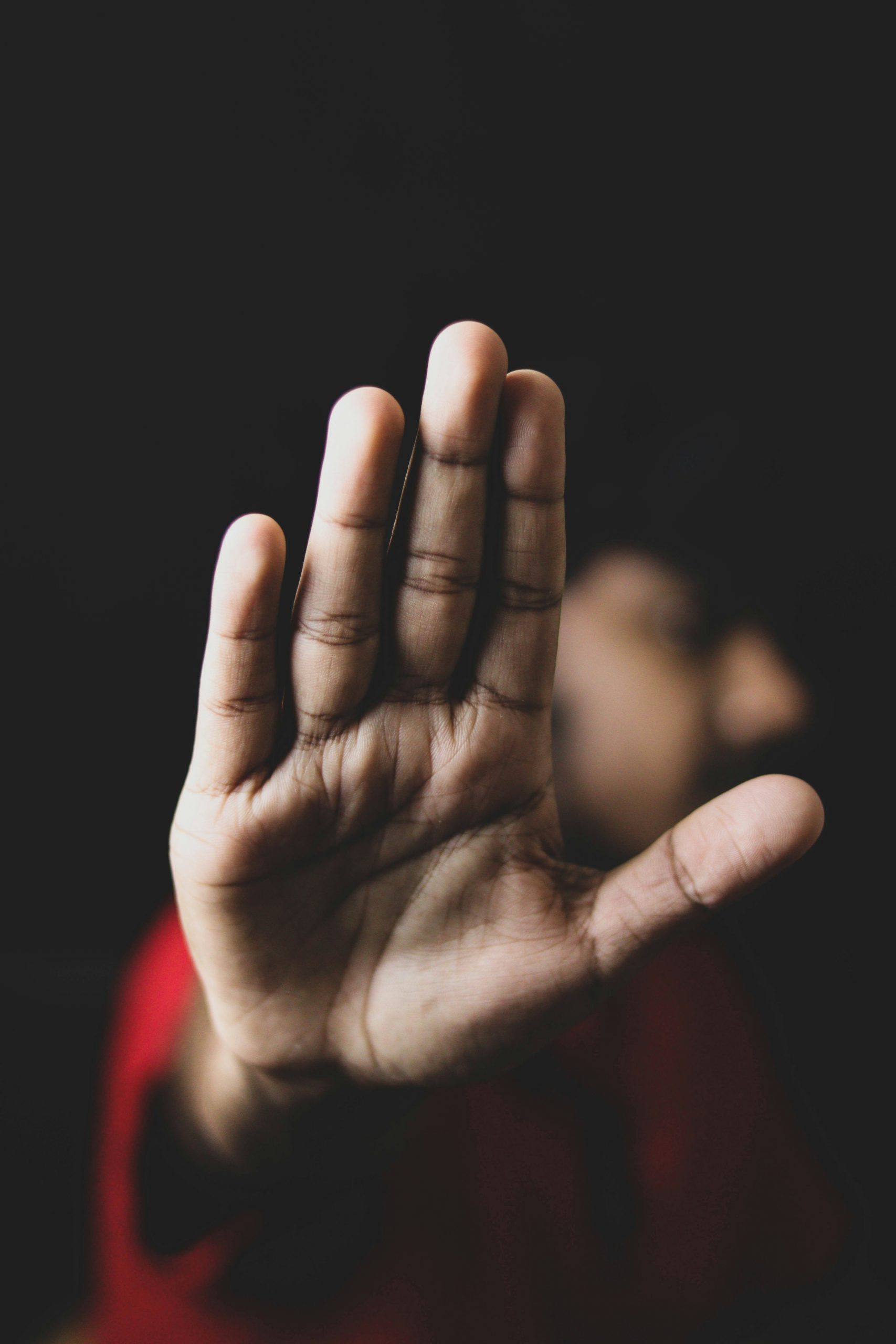 AUDIO | România s-a angajat să își intensifice eforturile de combatere a discriminării și a hărțuirii morale la locul de muncă