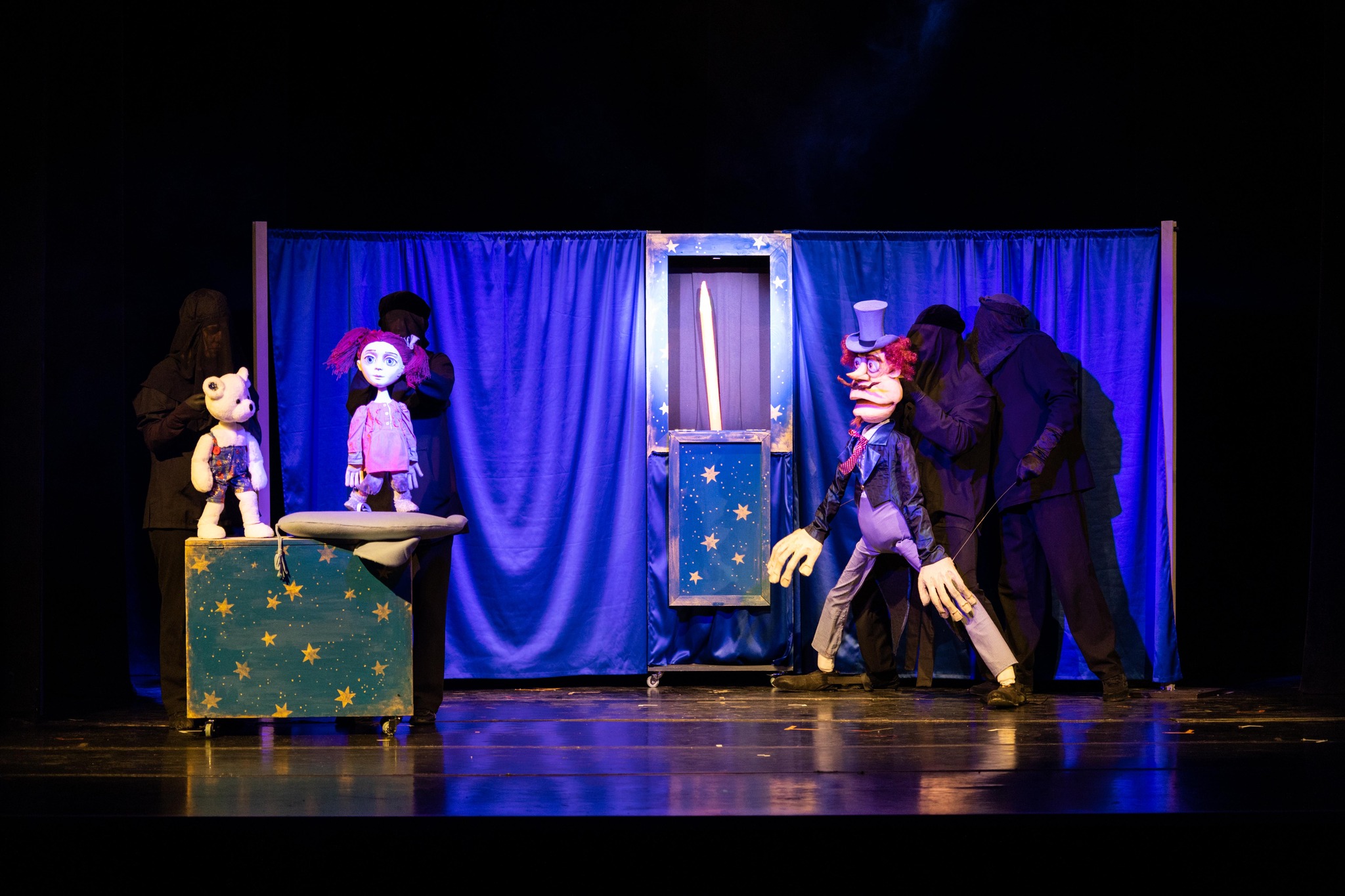 CONSTANȚA: Ce spectacole se joacă la Teatrul pentru Copii și Tineret “Căluțul de Mare”, în perioada 4 – 10 noiembrie