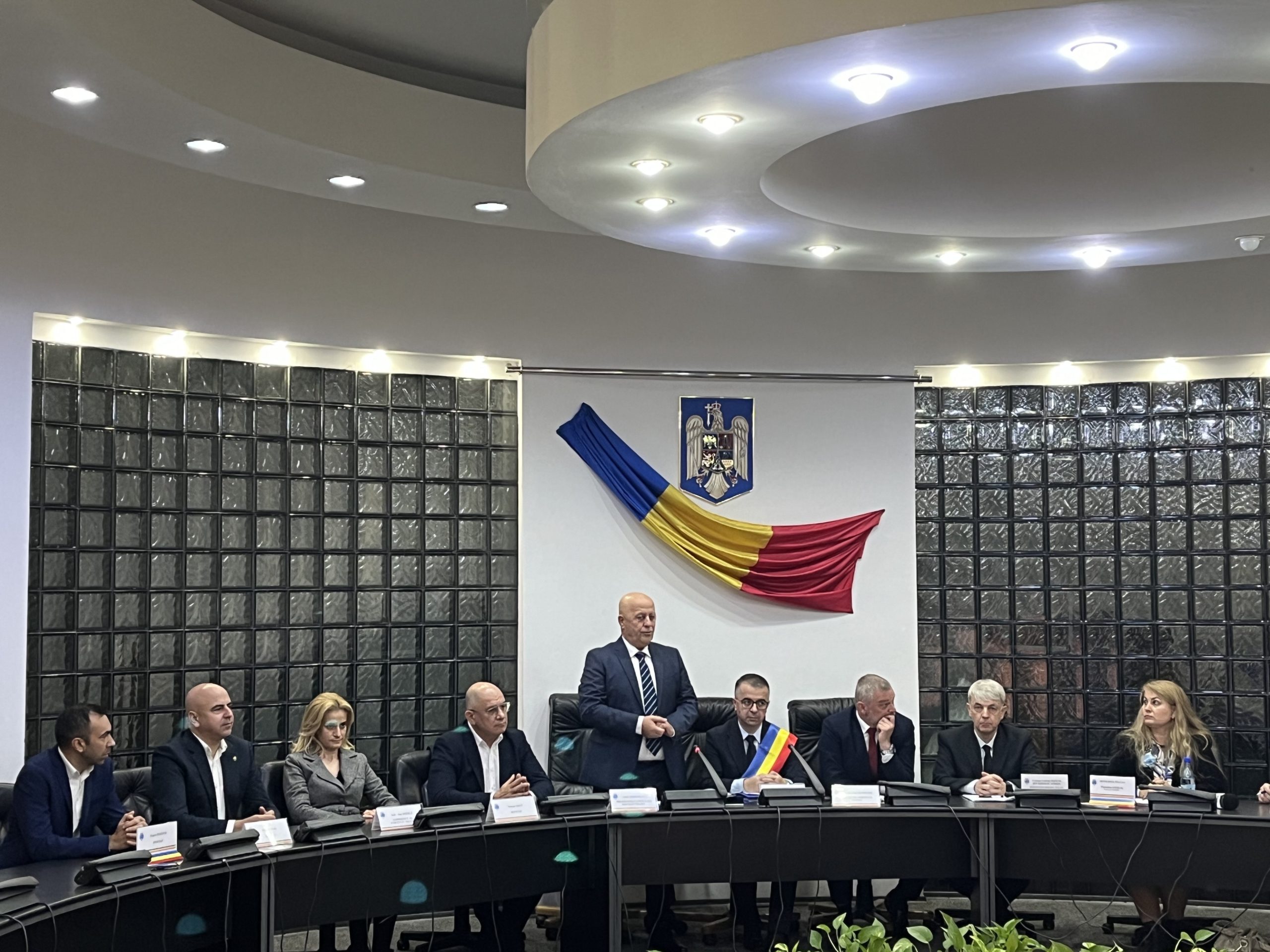 La Tulcea, 19 din cei 21 de consilieri locali aleși au depus jurământul de învestire în funcţie