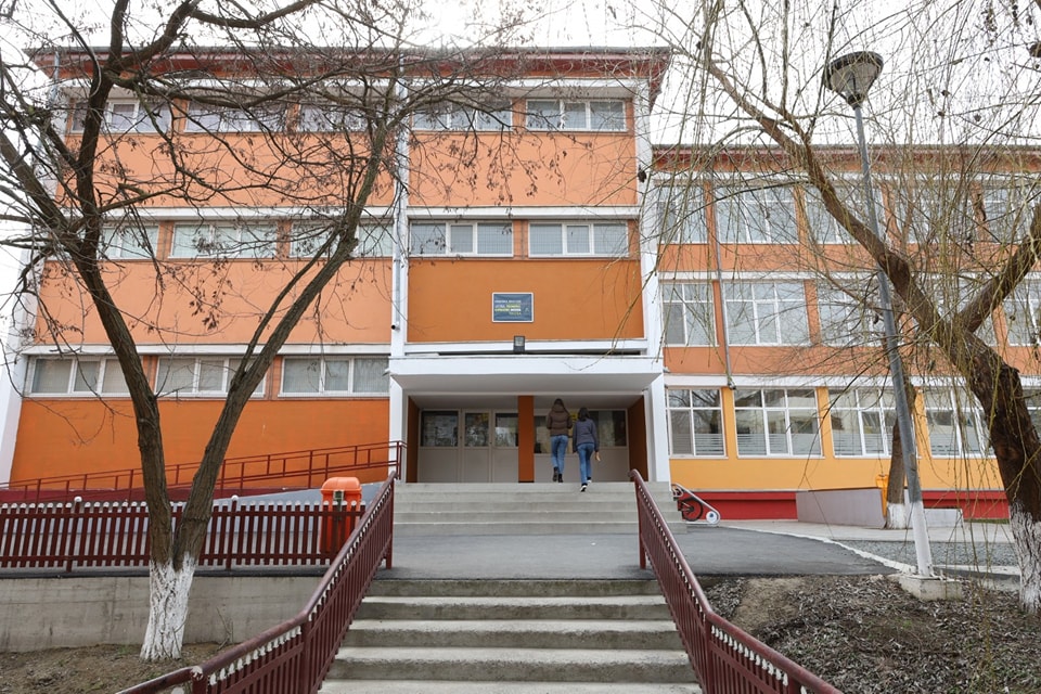 TULCEA: Reabilitarea Liceului ‘Grigore Moisil’, plătită de Primărie; banii din POR au întârziat nouă luni