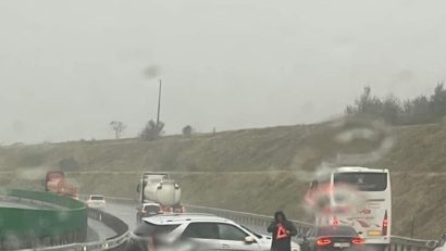 O femeie și un copil, implicați într-un accident pe Autostrada A2