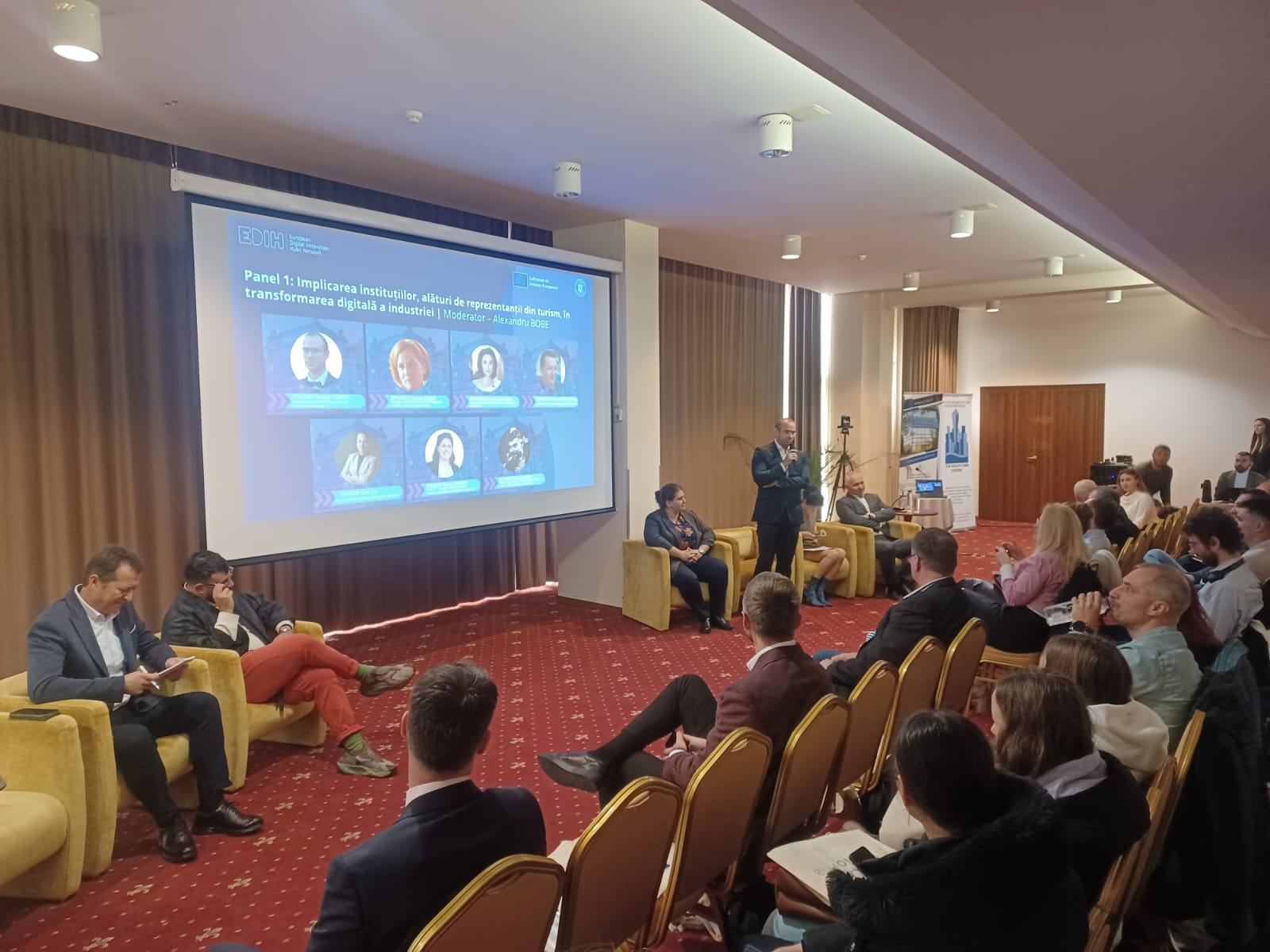 Tehnologii inovatoare din lumea soluțiilor digitale aplicate în domeniul turismului, prezentate la un eveniment organizat în Mamaia
