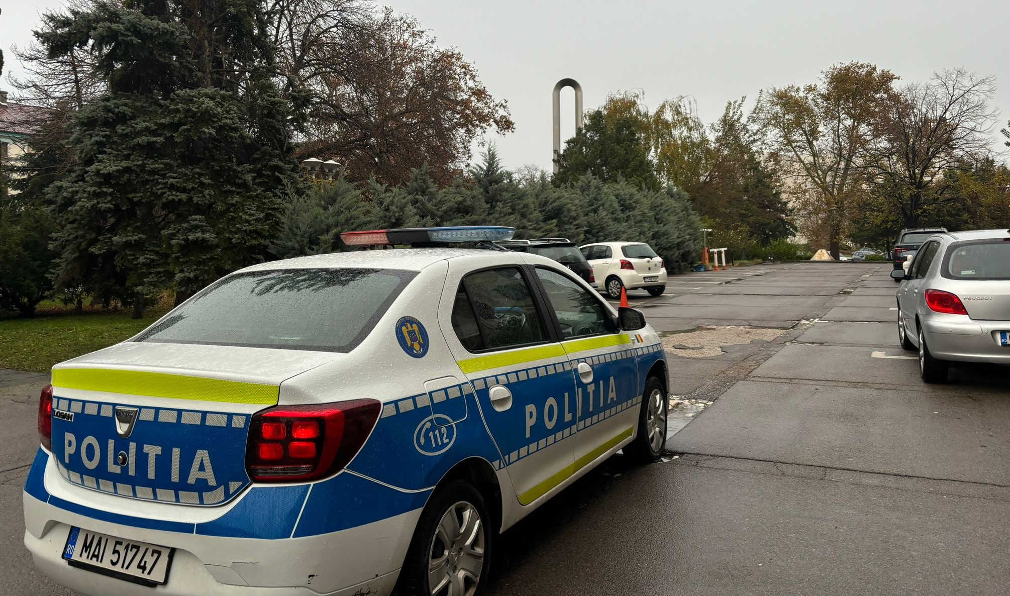Un bagaj suspect, descoperit în parcarea de la Prefectura Constanța, a pus pe jar autoritățile