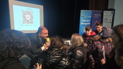 MANGALIA: Peste 500 de tineri au participat la Conferința „Drogurile, de la fascinație la dependență”