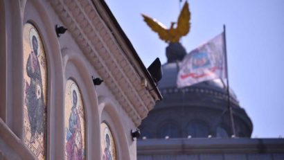 BOR: Clerului îi este interzis să facă politică partinică sau să participe la campanii electorale în calitate de susţinător