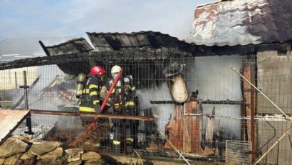TULCEA: Incendiu la o pensiune – intervenție a pompierilor