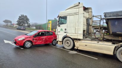 Două persoane au fost rănite, în urma unui accident rutier produs la ieșire din Lumina către Ovidiu