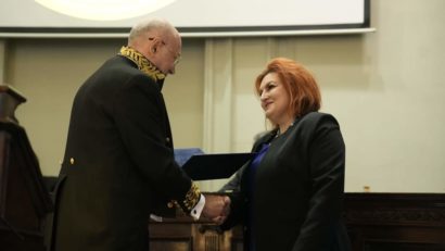 CONSTANȚA: Premiul „Iuliu Hațieganu” al Academiei Române, acordat unei lucrări coordonate de prof. univ. dr. Liliana-Ana Tuță, prorector al UOC