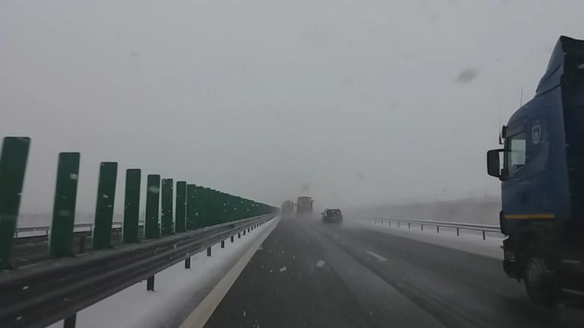 Vremea se răcește în Dobrogea și pe litoral. Apar ploile, lapovița apoi ninsorile