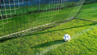 Etapa a 27-a din Superligă se încheie luni