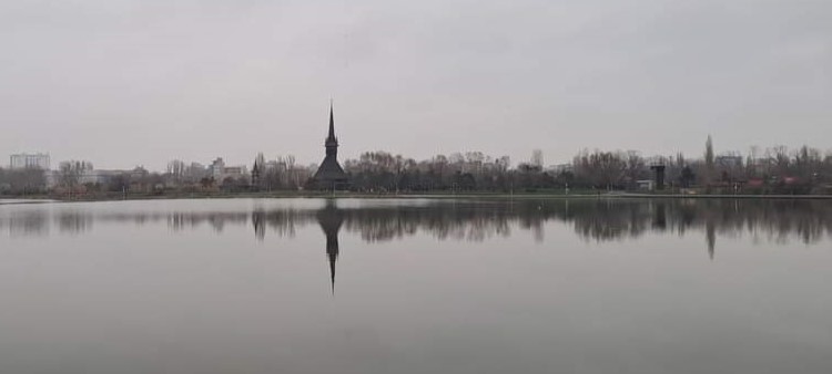 Vreme închisă în Dobrogea, cu cel mult 8 grade Celsius în aer