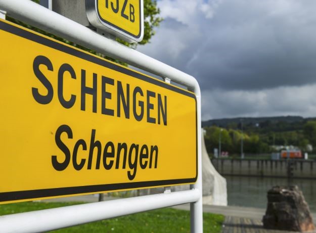 AUDIO | Zi decisivă pentru aderarea deplină a României la Schengen