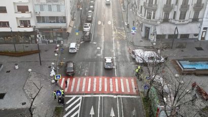 CONSTANȚA: Sistem de semaforizare inteligent la trecerea de pietoni de la intersecția bulevardului Tomis cu strada Ștefan cel Mare