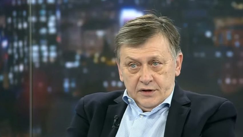 Crin Antonescu și-a dat demisia din PNL: După 35 de ani, e straniu, dar necesar
