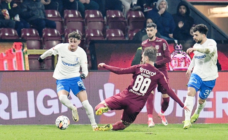 Farul a fost învinsă de CFR Cluj în Superliga de fotbal