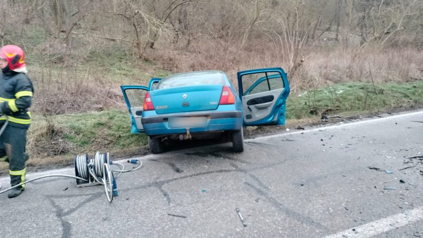 Județul TULCEA: O persoană a rămas încarcerată în urma unui accident rutier