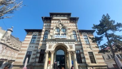 AUDIO | Târgul de Mărțișoare, ediția a XX-a, s-a deschis pe platoul din fața Muzeului de Artă Populară Constanța