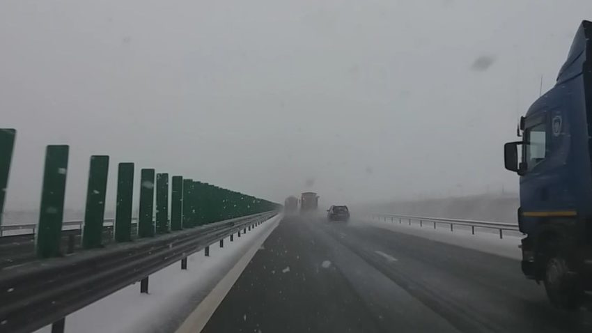DRDP Constanța a patrulat și intervenit cu 90 autoutilaje pe drumurile din județ. Prefectul județului Constanța și președintele Consiliului Județean au verificat starea drumurilor