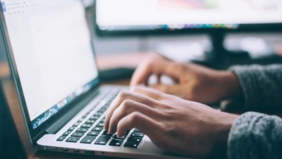Cum ne ferim de înșelătoriile online