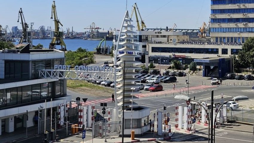 Dosar de corupție în Portul Constanța: 7 inculpați, plasați sub control judiciar