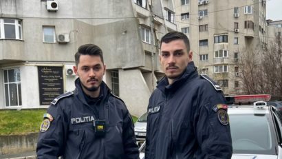 Un bărbat care amenința că se sinucide în Portul Tomis, salvat de doi polițiști de la Secția 1