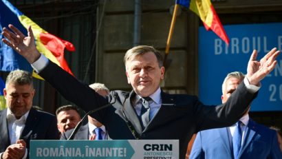 Prezidențiale 2025: CCR analizează două contestații împotriva candidaturii lui Crin Antonescu