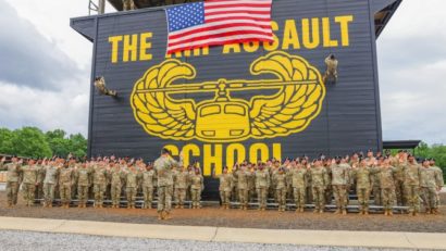 Ceremonie de rotire a militarilor americani la Baza Aeriană 57 Mihail Kogălniceanu