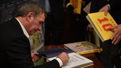 Gheorghe Hagi și-a lansat cartea autobiografică „Drumul meu”
