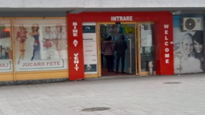 Magazinul chinezesc de pe strada Ștefan cel Mare rămâne deschis. Ce a anunțat CJPC Constanța