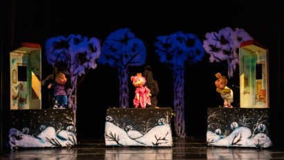 Spectacolul “Cei Trei Purceluși”, pe scena Teatrului pentru Copii și Tineret “Căluțul de Mare”