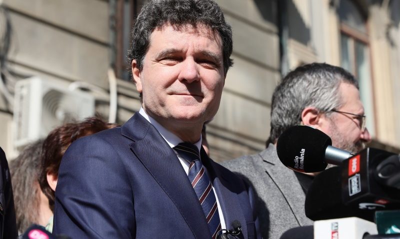 Prezidențiale 2025: Candidatura lui Nicușor Dan, validată de CCR