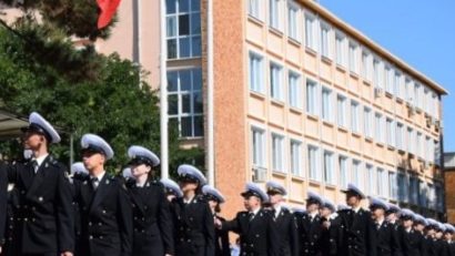 Elevii Colegiului Militar „Al. I. Cuza” din Constanța, unde a fost descoperit un focar de tuberculoză, revin eșalonat la cursuri