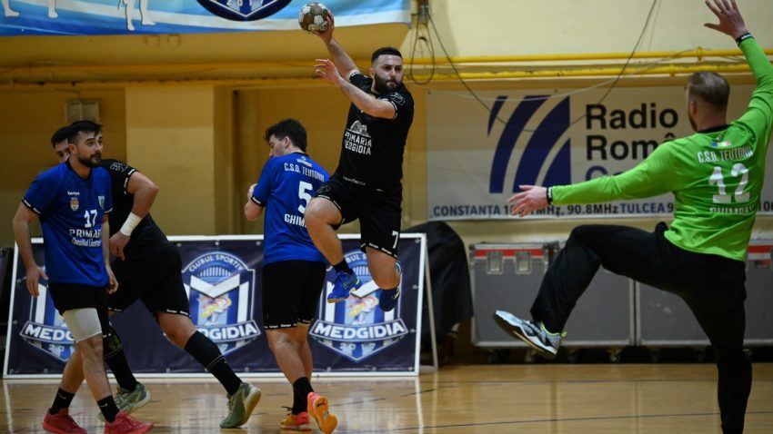CS Medgidia a fost învinsă în etapa a V-a din turneul de promovare la handbal masculin