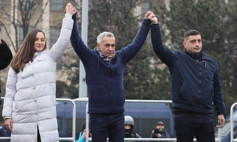 Liderii AUR și POT își depun candidaturile la prezidențiale, în locul lui Călin Georgescu