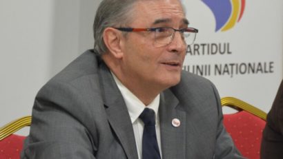 Prezidenţiale 2025/ Silviu Predoiu şi-a depus candidatura la BEC