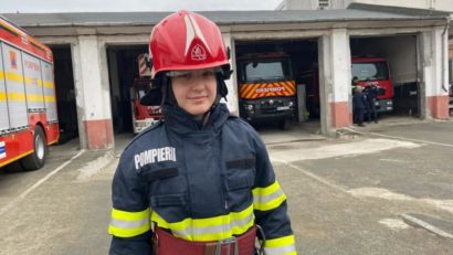 O voluntară ISU Constanța se află în spital. Patricia a fost prinsă între ușile unui autobuz, după ce ar fi încercat să ajute o bătrână