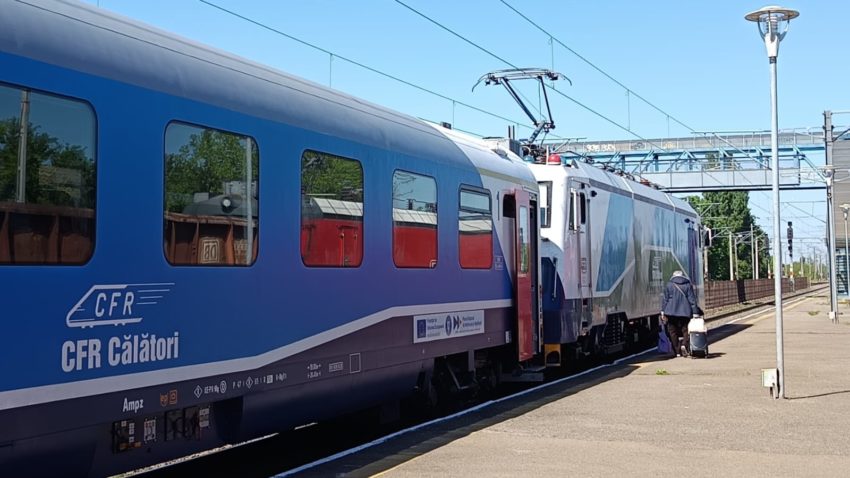 tren, vagon - foto - Adina Sirbu