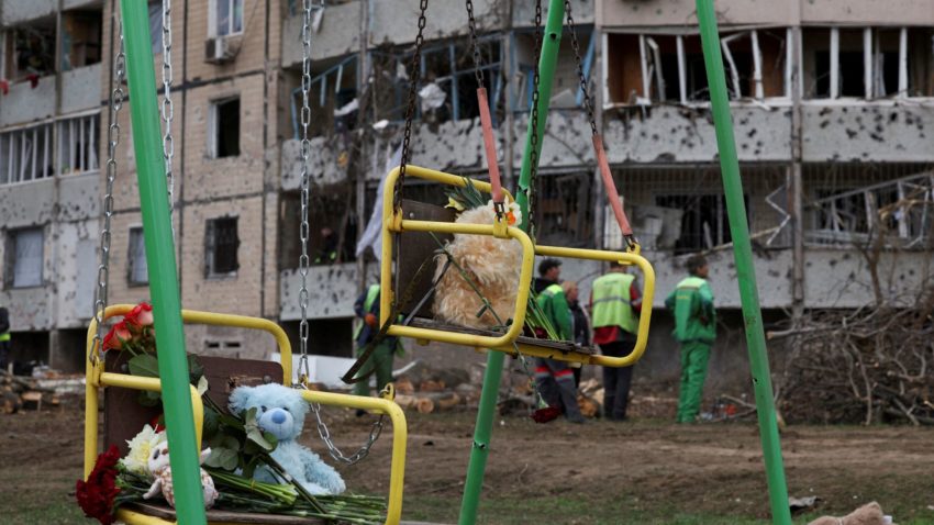 UCRAINA: Rusia continuă atacurile cu rachete. Aviațiile poloneză și aliate, în alertă