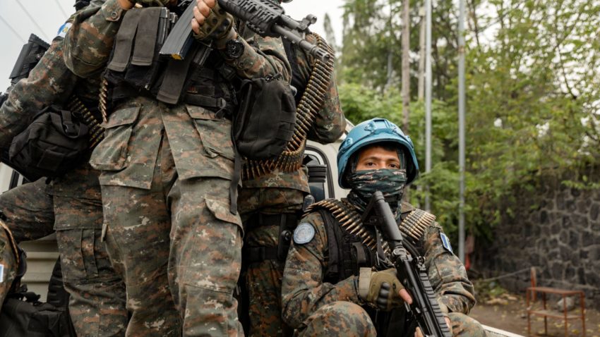 MApN: 7 militari, aflați în concediu de creștere a copilului, angajați, ilegal, la companii de securitate în Congo