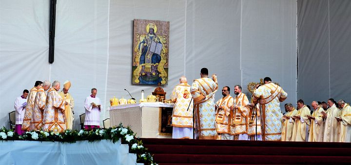 AUDIO: Sfântul Părinte Papa Francisc a fost la Blaj profund emoționat, în privirea lui se citea duioșie, se citea bucurie spirituală, se citea, în același timp, paternitatea