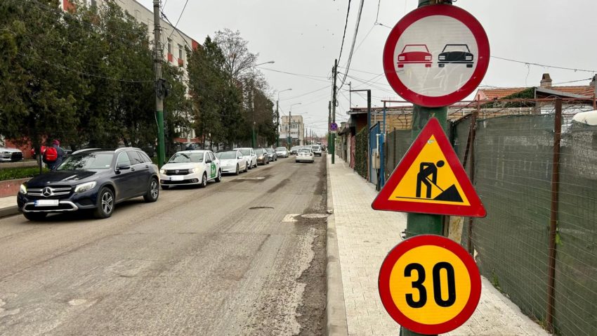 CONSTANȚA: Circulație restricționată pe strada Baba Novac și traseu deviat pentru autobuzele de pe linia 44