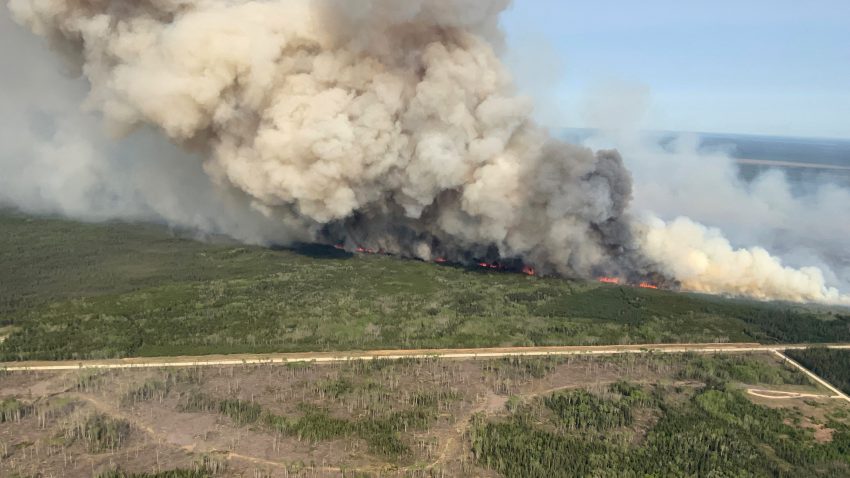 Canada: Încă o provincie în stare de urgență din cauza incendiilor de vegetație